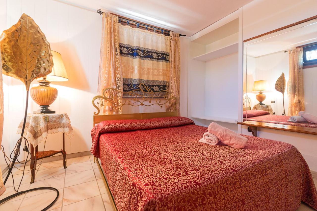 Vila Vacanze A Orosei Exteriér fotografie